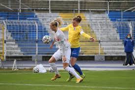 Die fußballerinnen des fc bayern münchen haben beim finalturnier der champions league das. Pokalaus Fcc Frauen Unterliegen Dem Fc Bayern Munchen Frauenfussball Usv Jena E V