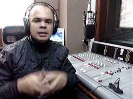 Llevamos 20 años al aire, nuestra señal en vivo está en la frecuencia fm y online, estamos ubicados en el centro de la ciudad de medellín antioquia colombia. Escucha La Radio Policia Nacional Youtube