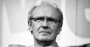 Een man ook met twee carrières. Zks05s48rfe5wm