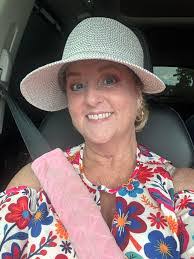 Nancy Thorn's Instagram, Twitter & Facebook