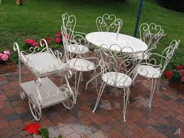 salon de jardin en fer forge blanc sur la commune d elincourt departement du nord salon de jardin fer forge mobilier de salon