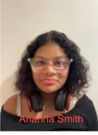 Arianna Smith's Instagram, Twitter & Facebook