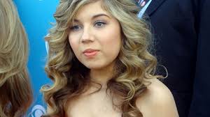 Jennette mccurdy in dirty little weasels on comedy bang bang. Jennette Mccurdy Grosse Gewicht Korpermasse Augenfarbe