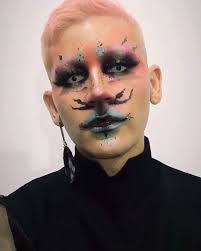 Para la Vogue Ball aquí en Costa Rica. 🦄, •, •, •, #dragqueen #qwerkkkout  , #clubkid #latinclubkid #costaricagay #gaylatino #queer #queerpride #alyux