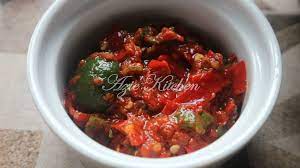 Tapi jika sambal belacan yang ditumbuk lebih sedap, saya sanggup tumbuk demi dapat hasil yang terbaik. Sambal Belacan Azie Kitchen