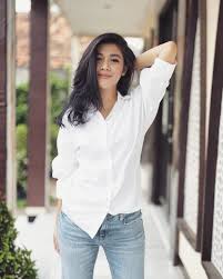 Video ini dibuat sebelum instruksi presiden. 10 Style Modis Naysilla Mirdad Gayanya Simple Tapi Juga Memukau