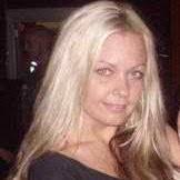 Shari Stuart's Instagram, Twitter & Facebook