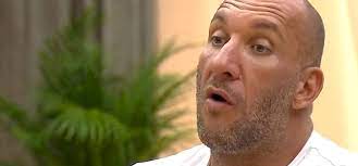 He had undergone surgery on the original injury in march 2015. Berki Krisztian Okoskodni Probalt Majd Porig Alazta Ot Egy Kommentelo