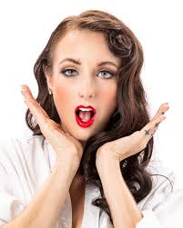 Rave to my beautiful and so talented hairstylist Rae Beauty by Trinity  Hamilton always works her magic and is such a trooper with my long and  thick hair 😬 🤎🤎🤎 🫶🏻🫶🏻👏🏻👏🏻👏🏻