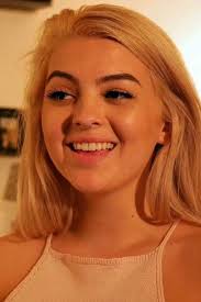 Bikini Valley Car Wash