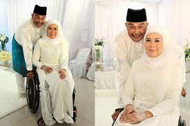 Ras adiba radzi is the author of tiada indah (3.50 avg rating, 6 ratings, 0 reviews, published 1993) and ika (2.00 avg rating, 1 rating, 0 reviews, publi. Ras Adiba Bergelar Isteri Mohamed Azam Dalam Hiba Tak Dapat Iringi Pengebumian Wafa Hiburan Mstar