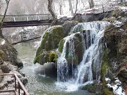Deținem brandul, terenuri, expertiză în horeca și suntem în căutarea unuia sau mai multor investitori mari pentru a participa la dezvoltarea turistică a zonei. In VizitÄƒ La Cascada BigÄƒr Ziarul Vacantelorziarul Vacantelor