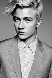 Lucky Blue Smith Hoang Tử 16 Tuổi đe Dọa Tiếm Ngoi Sieu Mẫu Sean O Pry Lucky Blue Smith Lucky Blue Portrait