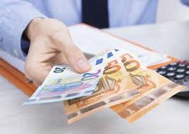 Η επικείμενη πληρωμή αφορά όλους τους δικαιούχους που πληρώνονταν από τις περιφερειακές διευθύνσεις. H Prwth Eniaia Plhrwmh Olwn Twn Pronoiakwn Anaphrikwn Epidomatwn Apo Ton Opeka H Efhmerida Twn Syntaktwn