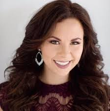 Ashley Cleaver's Instagram, Twitter & Facebook