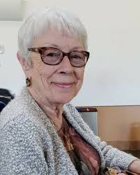 Daisy Erickson's Instagram, Twitter & Facebook