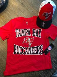 Available in a range of colours and styles for men, women, and everyone. New Era Nwt Nfl Tampa Bay Buccaneers Youth Medium Hat Shirt Combo Apparel Shirts