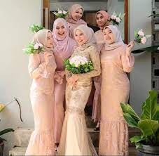 Penasaran dengan inspirasi model baju brokat terbaru di tahun ini ? Model Baju Gamis Brokat Untuk Orang Gemuk Agar Terlihat Langsing Inspirasi