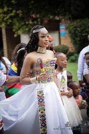 South African Traditional Wedding Outfits For Couples Best 25 Africa African Traditional Wedding Dress Zulu Traditional Wedding Dresses African Wedding Attire