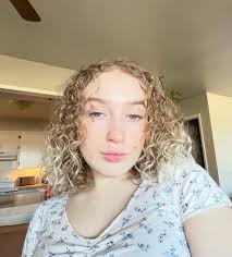 IRIS Lash and Tan Bar