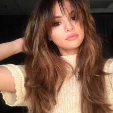 Votre coiffeur saura vous accompagner pour trouver la nuance la mieux en adéquation avec votre couleur de base et votre carnation. Balayage Caramel Pour Qui Sont Faites Les Meches Caramel