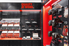 Wurth Family Stores By Dart Design Gruppe Espositori Negozio