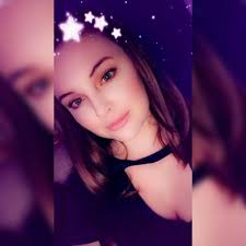 Kayla Edgar (@kaylaaawow)