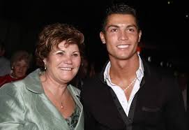 His father was a gardener with the municipality while his mother worked as a cook. Ronaldo S Mother Reveals She Tried To Abort Her Son Independent Ie