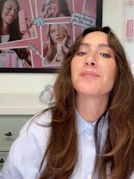 some of Jen’s favorite things to gift (or keep 👀) this holiday szn✨ now’s  the perfect time to pick up your dream Mane wishlist during our Pink Friday  sale!, snag 25% off sitewide