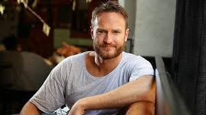 The legend continues added a few last minute people to the cast, and today josh lawson and greg recently, we've learned a lot of news about anchorman 2, including that. Josh Lawson Onya Soapbox