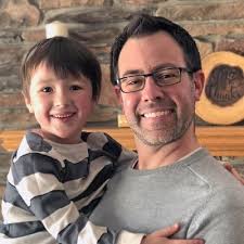 Brandon Mueller (@iamjustanurse)