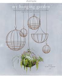 Hanging Planters At Terrain Com Love Them Visyachie Rasteniya Podvesnye Kashpo Sadovye Idei