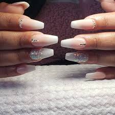 Son un toque elegante y combinan con todo. Nails5153 Unas Acrilicas Esculpidas Diseno Baby Boomer Facebook