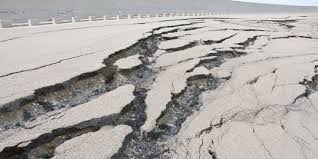 Dan merupakan salah satu bencana alam yang dapat mengakibatkan kerusakan. Gempa Bumi 6 2 Skala Richter Guncang Jepang Merdeka Com