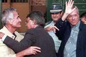 El indulto está previsto en el art. Indultos Terroristas Policias Torturadores Condenados Por Los Gal Los Indultos Mas Polemicos Del Pp Publico