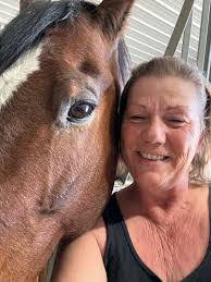 Christina Tabb's Instagram, Twitter & Facebook