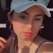 Kristie Adams's Instagram, Twitter & Facebook