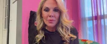 Texas salon owner rebuilds after deadly floods destroy 2-week-old business 