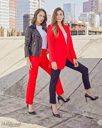 instagram 上的 elizabeth olsen new elizabeth and her stunt double c c ice for the hollywo elizabeth olsen elizabeth olsen scarlet witch the hollywood reporter