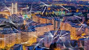 E clar că bucureștiul chiar are ce e necesar pentru a fi capitală culturală, nu ca sibiul, o piațetă centrală și, în rest, străzi dărăpănate. De Ce Bucuresti Capitala Europeana A Culturii 2021