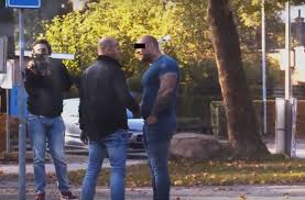 Huisbaas In Groningen Is Niet Blij En Stuurt Intimiderende Vriend Op Journalist Af