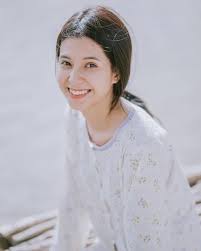 Cô đảm nhận vai nữ chính trong nhiều sản phẩm của nam ca sĩ bến tre. Gjyjvf56ai3unm