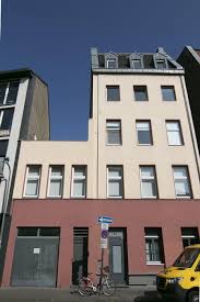 … hallo, wir wollen gerne in die südstadt ziehen und sind auf der suche nach einer passenden wohnung. Assenmacher