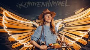 Ende September Hat Das Frittenwerk An Der Elbe Die Wahrscheinlich Grosste Pommesbude Deutschlands Eroffnet In 2020 Hamburg Fritten Biologisch Abbaubare Verpackung