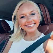 Hi everyone! I'm lookinkg for circus recs!