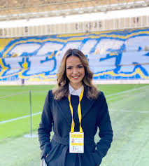 Güzel spiker bu gelişmeyi twitter hesabından duyurdu. Nazli Canyurt Nazlicanyurt Twitter