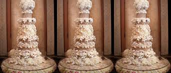 Nearly two metres long, the cake is in the style of a catwalk. 9 Of The Biggest Wedding Cakes In The World Wedded Wonderland