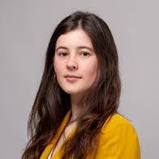 Claire Healy's Instagram, Twitter & Facebook