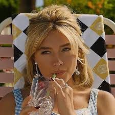 Victoria Hester's Instagram, Twitter & Facebook