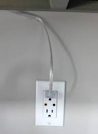 1 Truc Tout Simple Pour Cacher Les Fils Et Les Cables Cacher Fils Fil Electrique Cacher
